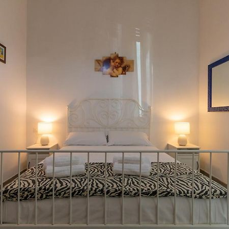 Vercelli Guest House Near San Giovanni Рим Екстер'єр фото