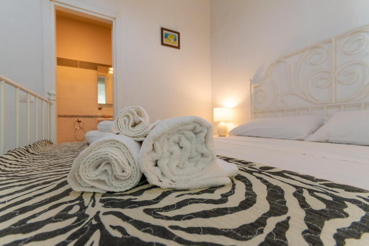 Vercelli Guest House Near San Giovanni Рим Екстер'єр фото