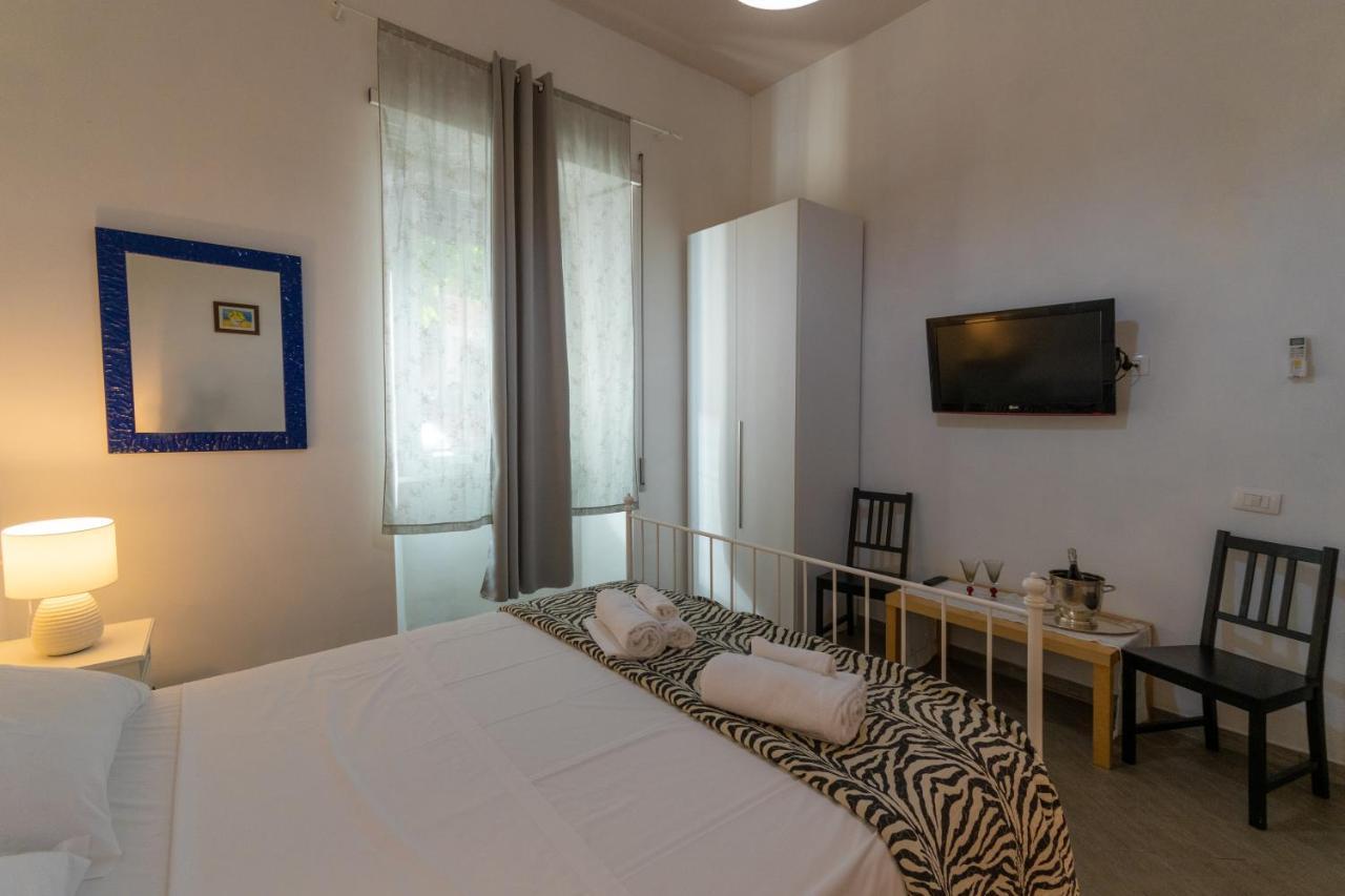 Vercelli Guest House Near San Giovanni Рим Екстер'єр фото